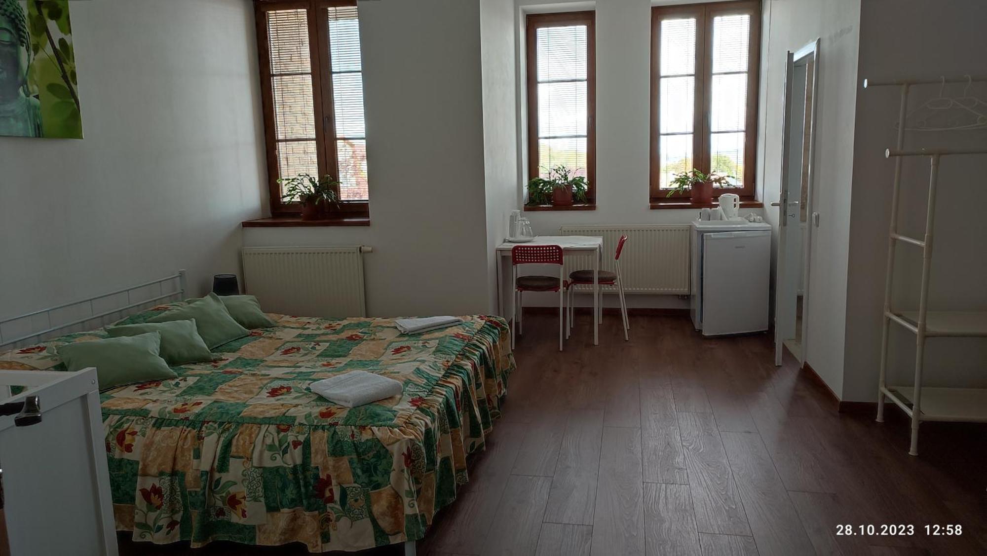 Villa Homestay Nad Helmrovkou Прага Екстериор снимка